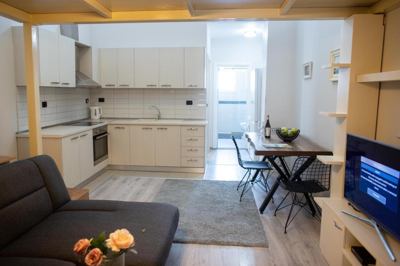 Premium Selection Durrës
